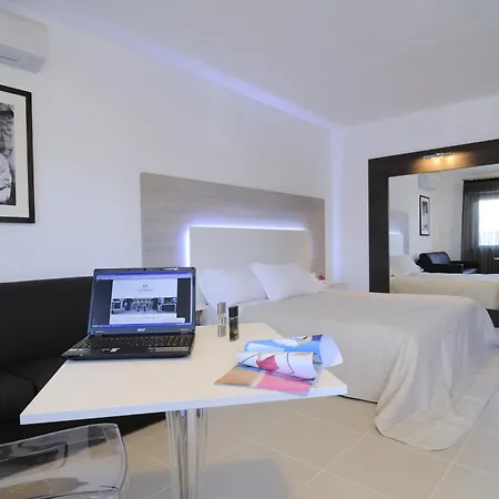 Hotell La Corte Olbia