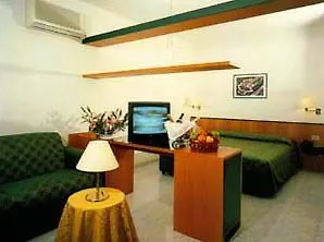 Отель Ambrosio La Corte 3*