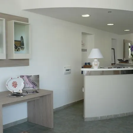 Ambrosio La Corte 3*