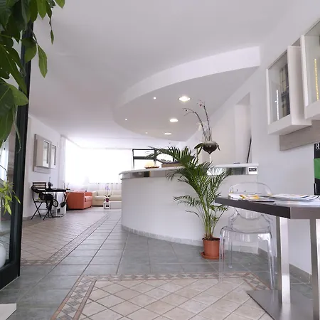 Ambrosio La Corte Готель 3*