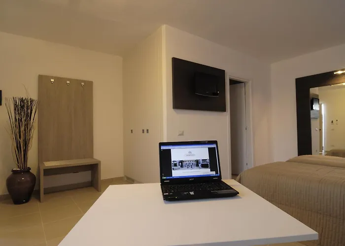 La Corte אולביה